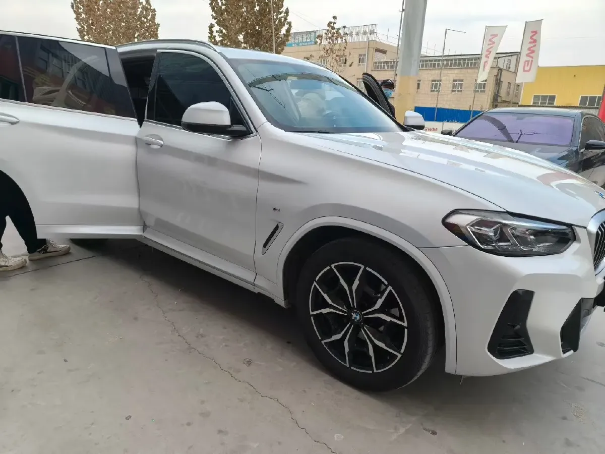 2022 BMW X3 2.0T 184HP L4 8AT,autocango,china used car exporter,china ev exporter,chinese used car exporter,chinese used ev exporter