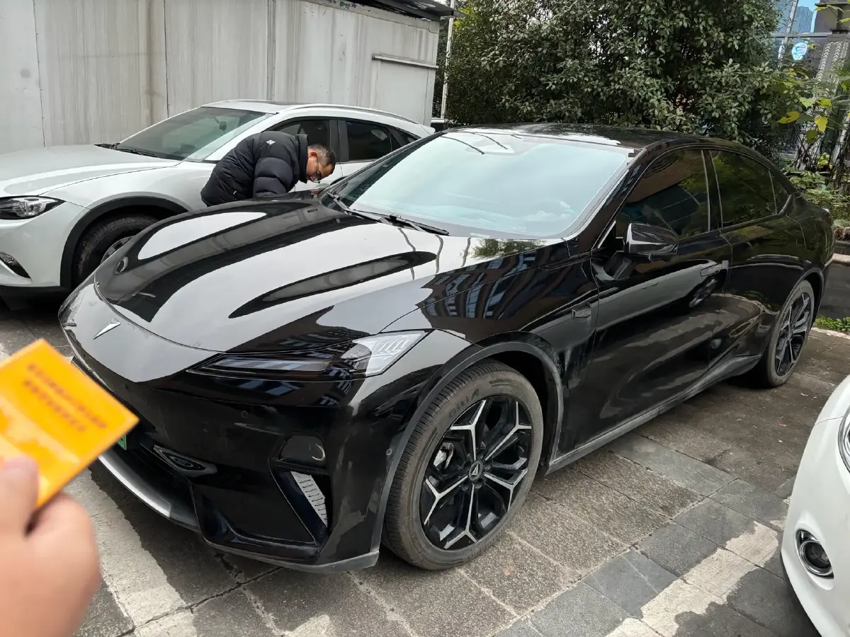 2025 Deepal L07 1.5L 98HP L4 REEV 28.39KWH