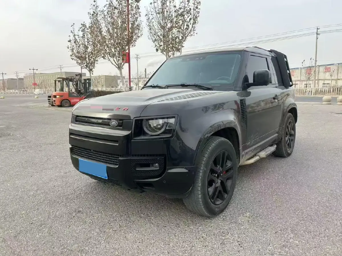 2024 Land Rover Defender 3.0T 400HP L6 8AT