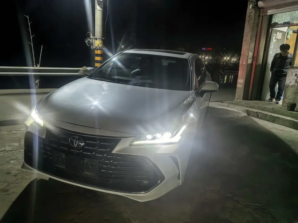 2022 Toyota Avalon 2.0L 178HP L4 CVT