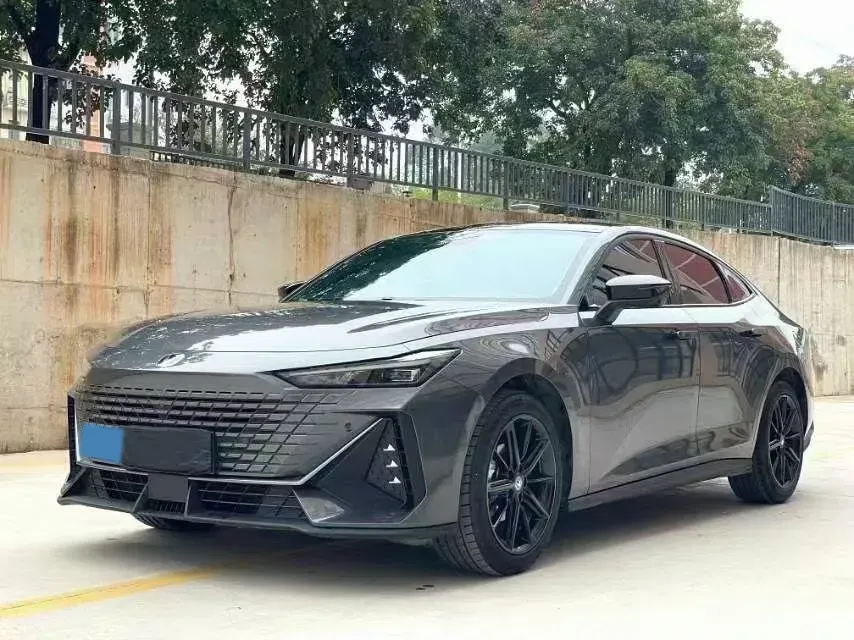 2023 ChangAn UNI-V 1.5T 188HP L4 7DCT,autocango,china used car exporter,china ev exporter,chinese used car exporter,chinese used ev exporter