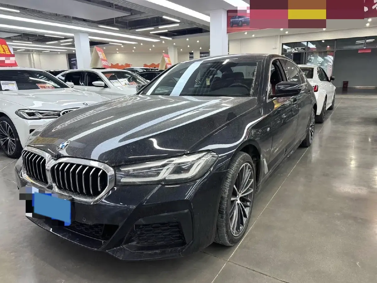 2022 BMW 5 Series 2.0T 252HP L4 8AT