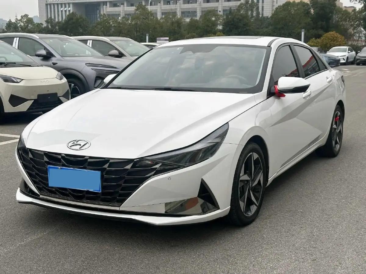 2021 Hyundai Elantra 1.5L 115HP L4 CVT