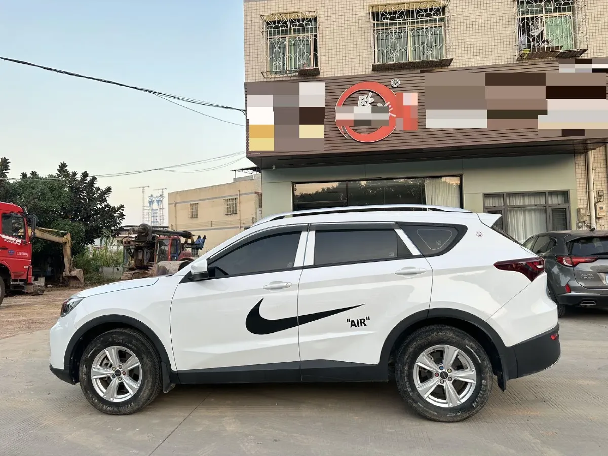 2022 Jetour X70M 1.5T 156HP L4 6MT,autocango,china used car exporter,china ev exporter,chinese used car exporter,chinese used ev exporter