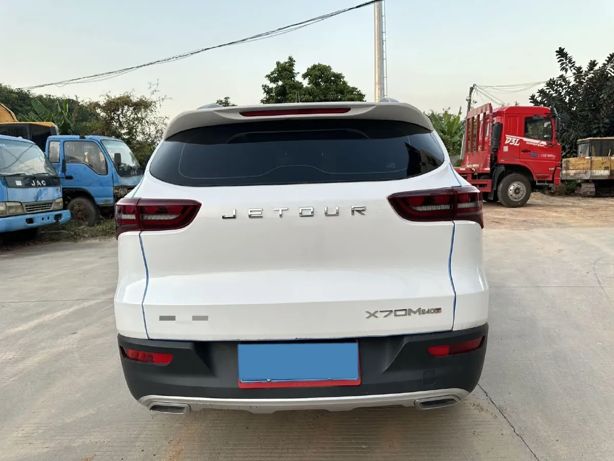 2022 Jetour X70M 1.5T 156HP L4 6MT,autocango,china used car exporter,china ev exporter,chinese used car exporter,chinese used ev exporter