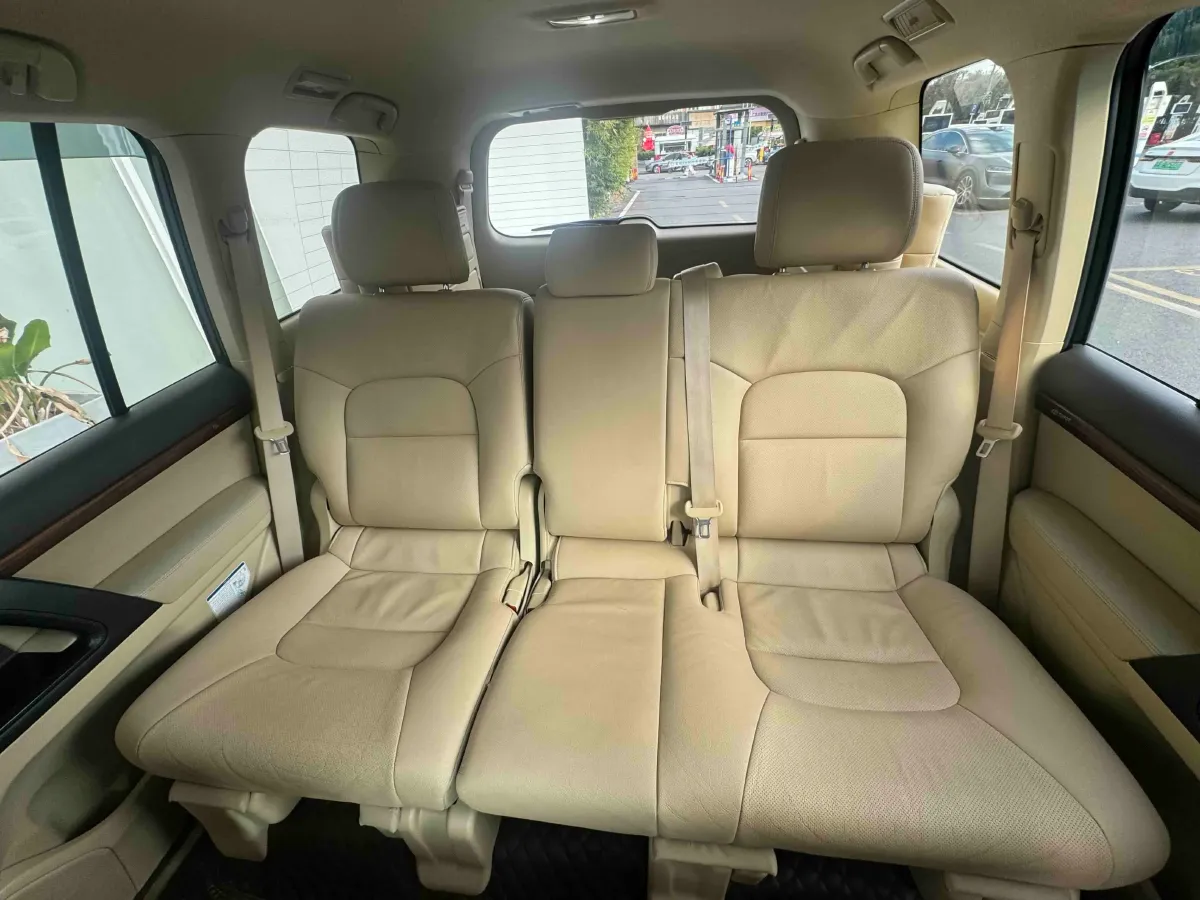 2015 Toyota Land Cruiser 4.0L 275HP V6 5AT,autocango,china used car exporter,china ev exporter,chinese used car exporter,chinese used ev exporter