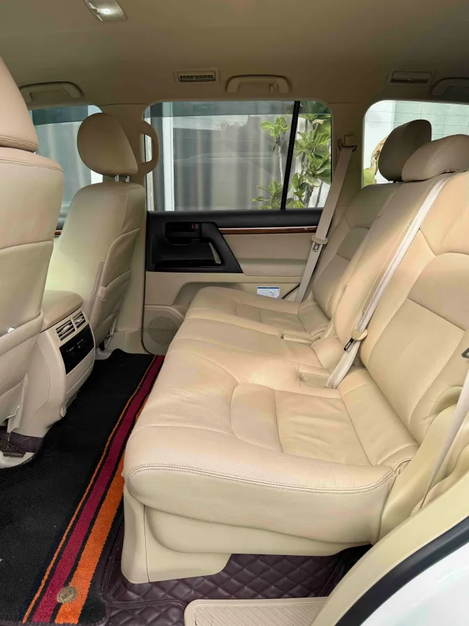 2015 Toyota Land Cruiser 4.0L 275HP V6 5AT,autocango,china used car exporter,china ev exporter,chinese used car exporter,chinese used ev exporter