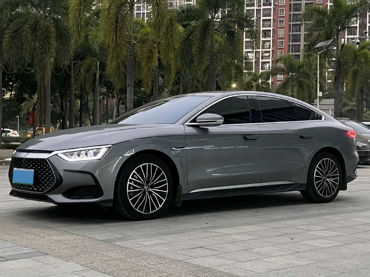 2022 Volkswagen Tiguan L 2.0T 186HP L4 7DCT