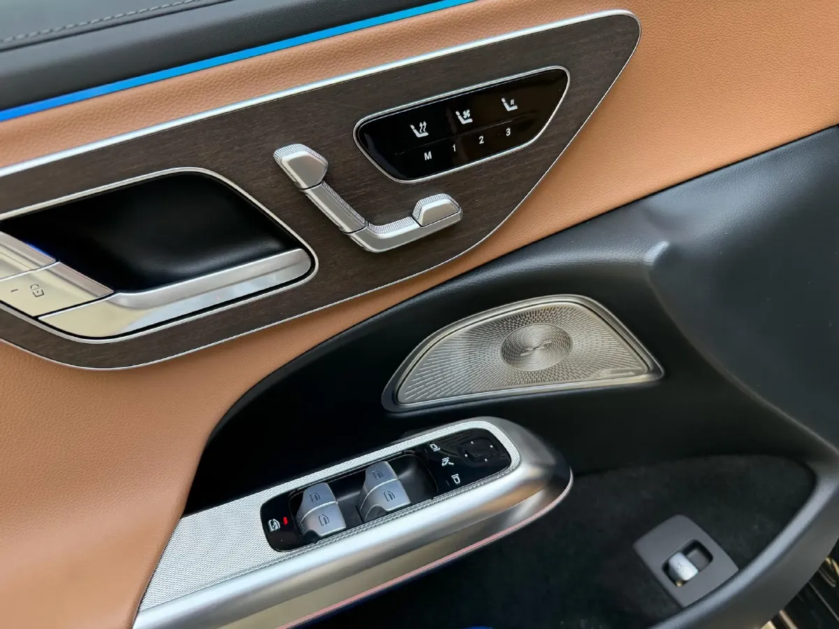 2025 Mercedes-Benz E Class 2.0T 258HP L4 9AT,autocango,china used car exporter,china ev exporter,chinese used car exporter,chinese used ev exporter