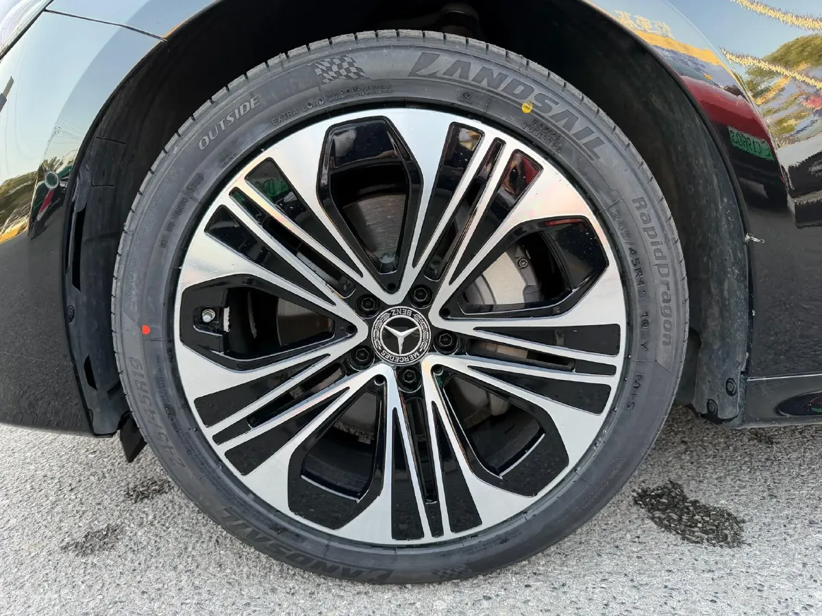 2025 Mercedes-Benz E Class 2.0T 258HP L4 9AT,autocango,china used car exporter,china ev exporter,chinese used car exporter,chinese used ev exporter