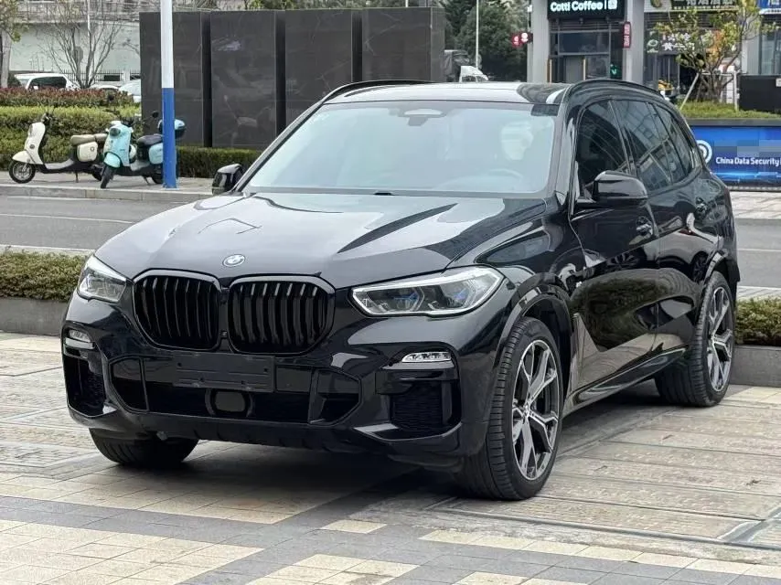 2021 BMW X5 3.0T 340HP L6 8AT,autocango,china used car exporter,china ev exporter,chinese used car exporter,chinese used ev exporter