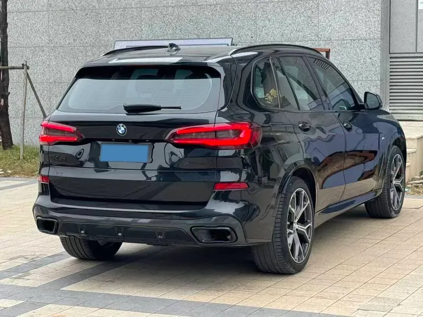 2021 BMW X5 3.0T 340HP L6 8AT,autocango,china used car exporter,china ev exporter,chinese used car exporter,chinese used ev exporter