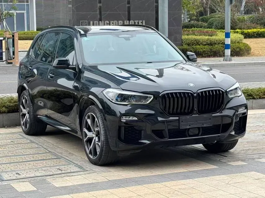 2021 BMW X5 3.0T 340HP L6 8AT,autocango,china used car exporter,china ev exporter,chinese used car exporter,chinese used ev exporter