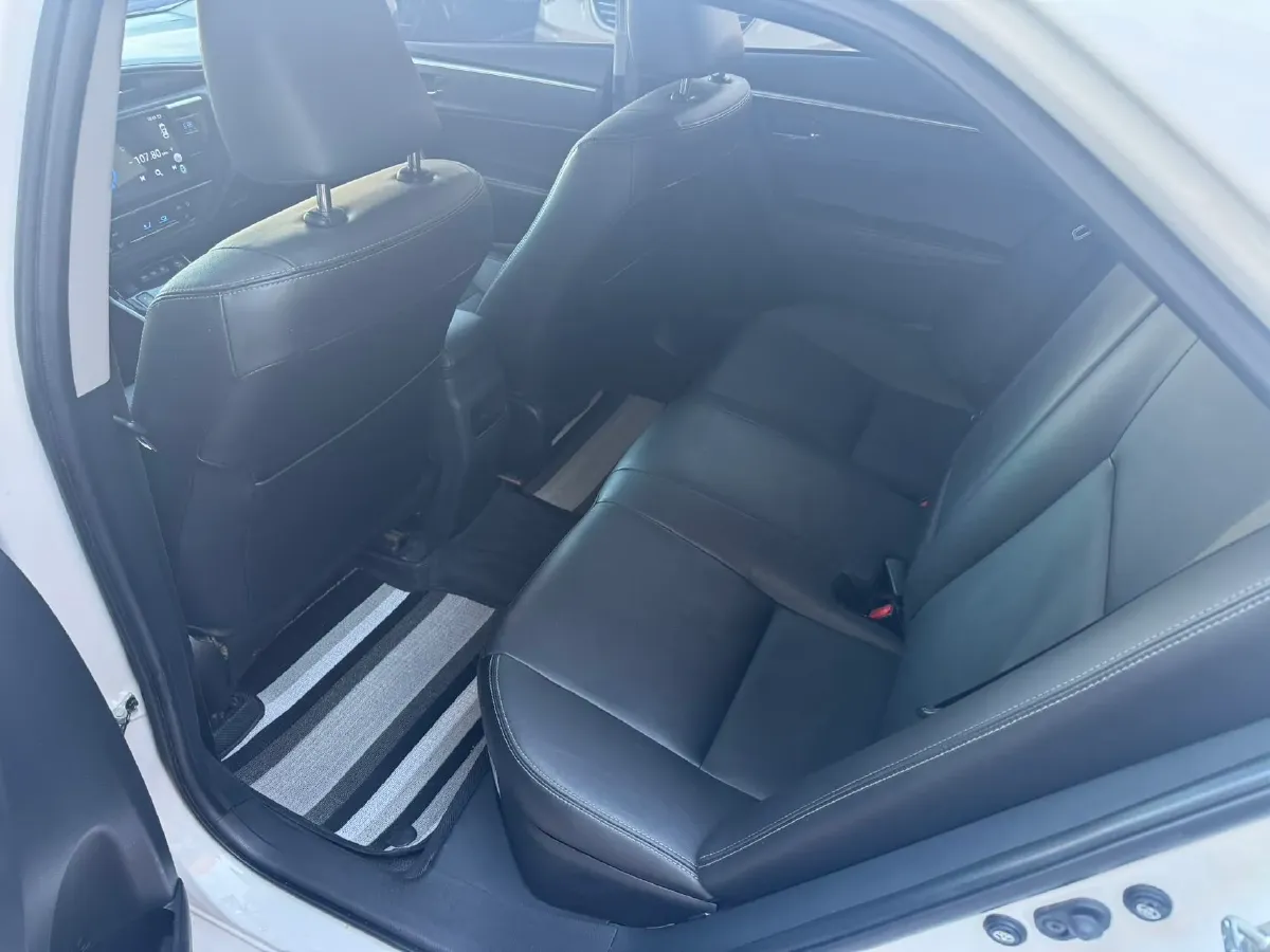 2020 Toyota Corolla Hybird E+ 1.8L 99HP L4 E-CVT PHEV 10.5KWH,autocango,china used car exporter,china ev exporter,chinese used car exporter,chinese used ev exporter