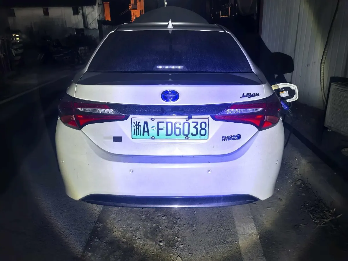 2019 Toyota Corolla Hybird E+ 1.8L 99HP L4 E-CVT PHEV 10.5KWH,autocango,china used car exporter,china ev exporter,chinese used car exporter,chinese used ev exporter