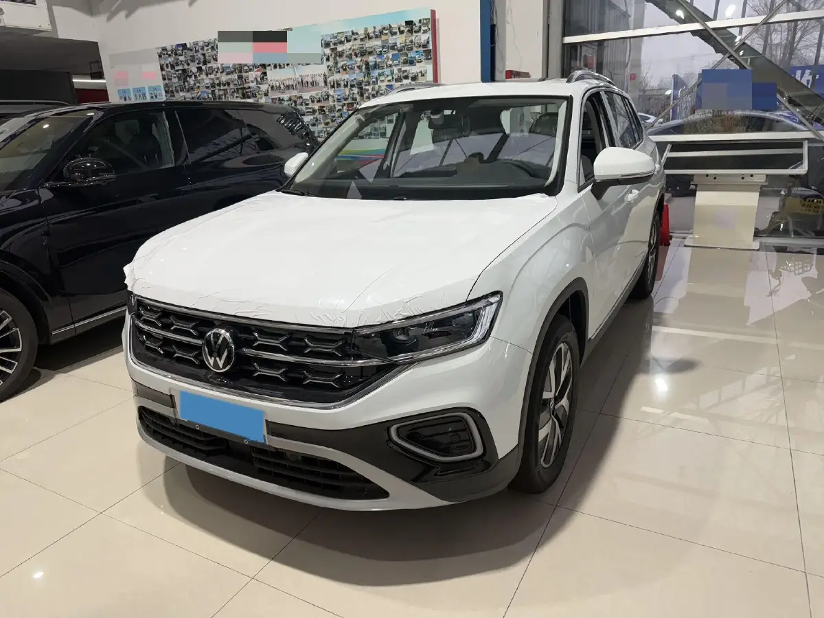 2025 Volkswagen Tayron 1.5T 160HP L4 7DCT