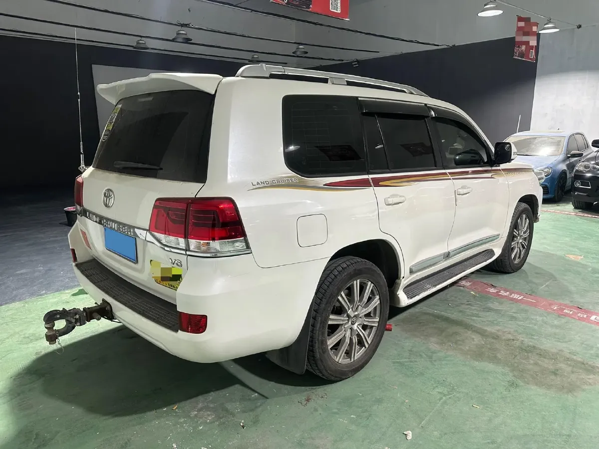 2016 Toyota Land Cruiser 4.0L 275HP V6 5AT,autocango,china used car exporter,china ev exporter,chinese used car exporter,chinese used ev exporter