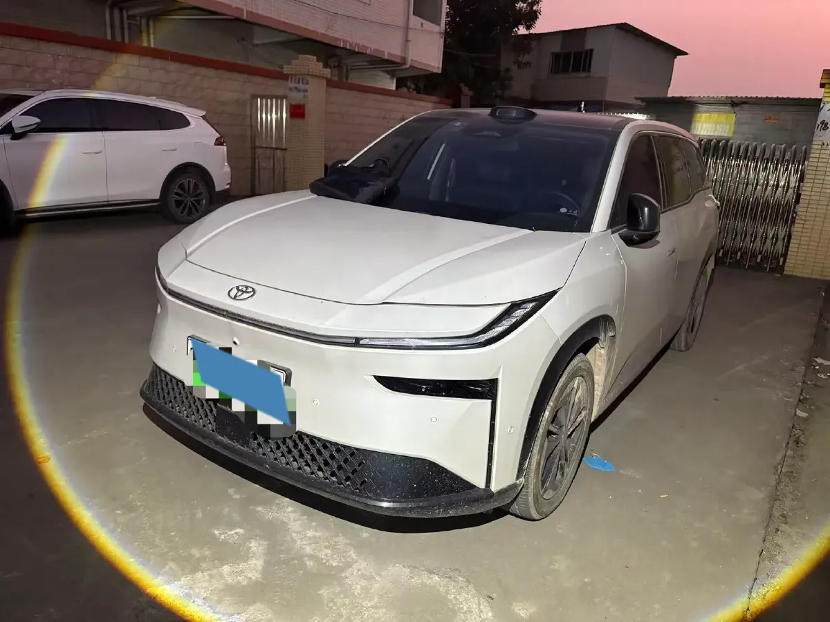 2025 Toyota BZ3X BEV 58.37KWH,autocango,china used car exporter,china ev exporter,chinese used car exporter,chinese used ev exporter