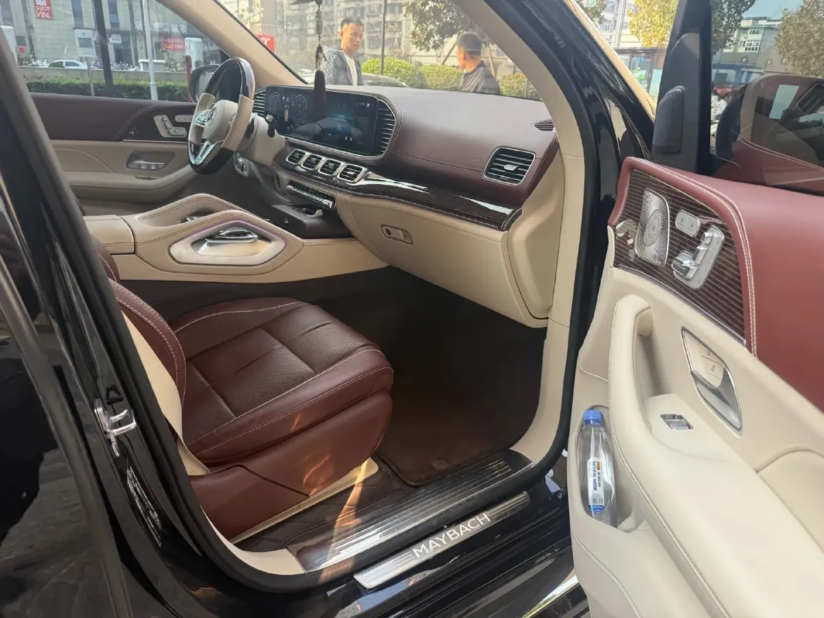 2021 Mansory V Class 2.0T 211HP L4 9AT,autocango,china used car exporter,china ev exporter,chinese used car exporter,chinese used ev exporter