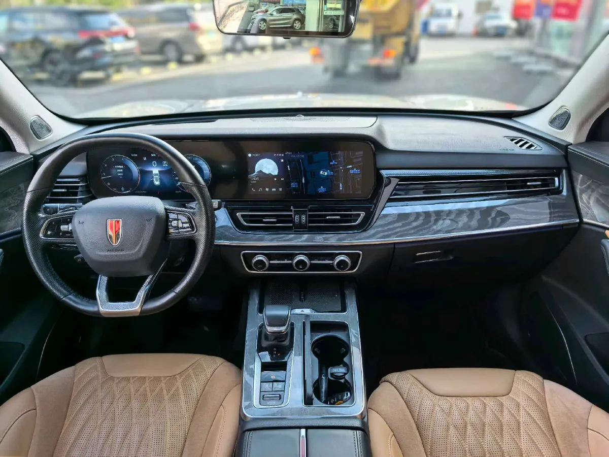 2023 HongQi HS5 2.0T 252HP L4 8AT,autocango,china used car exporter,china ev exporter,chinese used car exporter,chinese used ev exporter