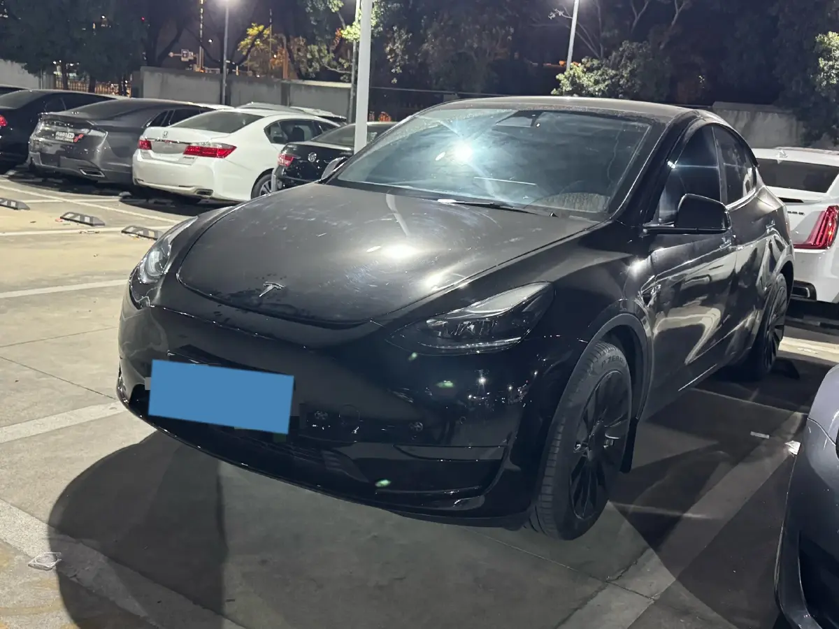 2022 Tesla Model Y BEV 60KWH
