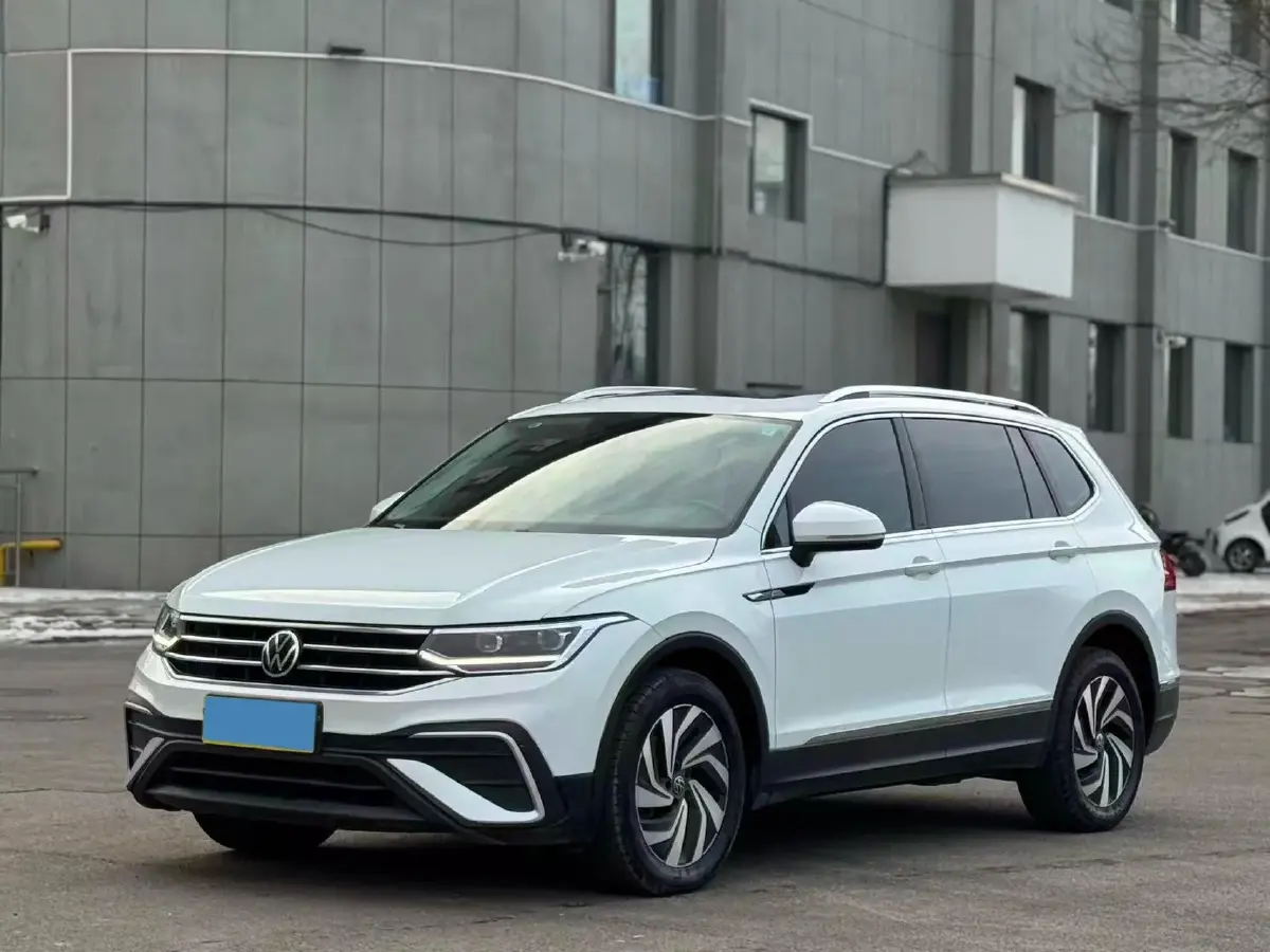 2023 Volkswagen Tiguan L 1.5T 160HP L4 7DCT