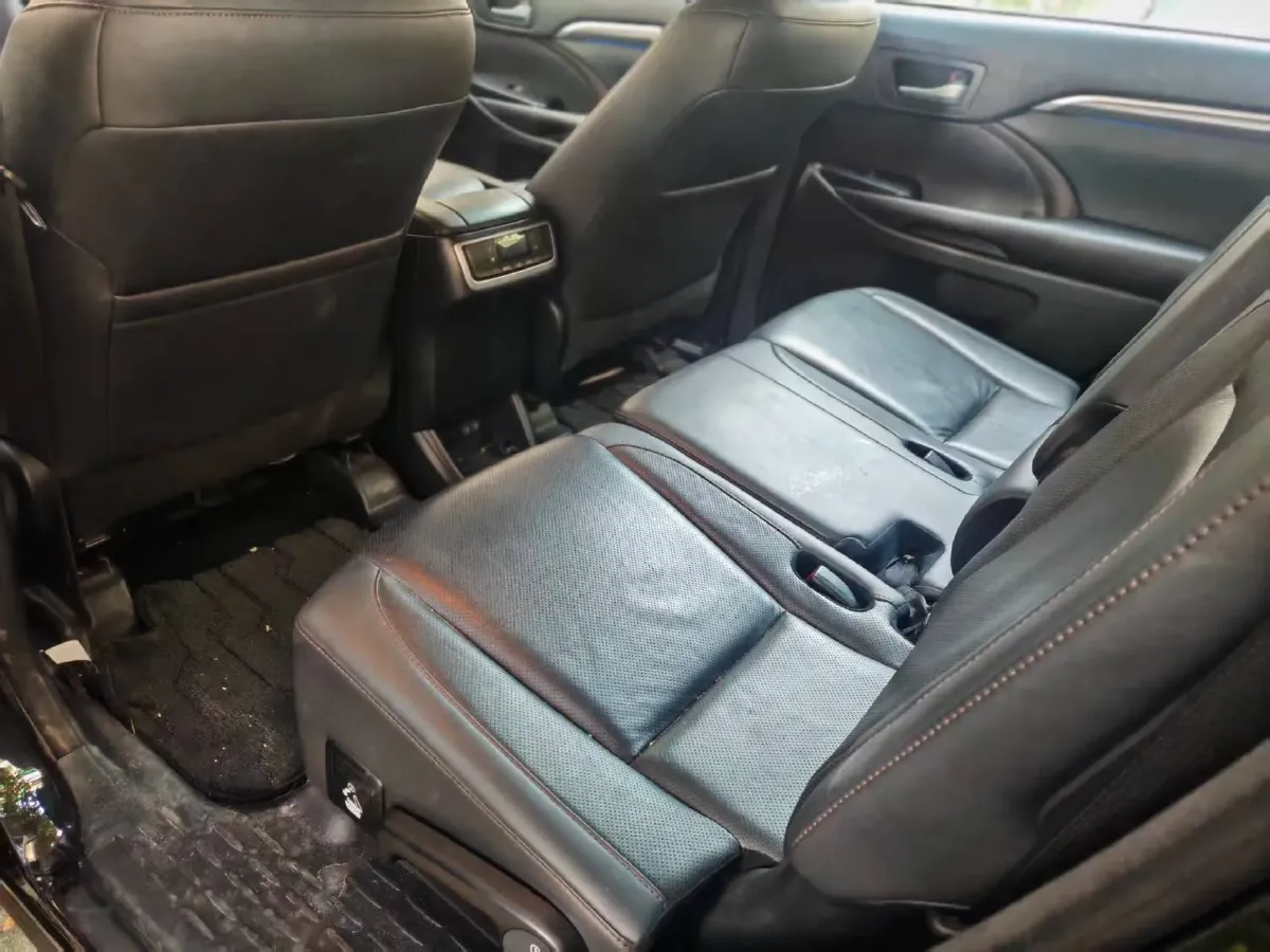 2019 HanTeng V7 1.5T 156HP L4 6AT,autocango,china used car exporter,china ev exporter,chinese used car exporter,chinese used ev exporter