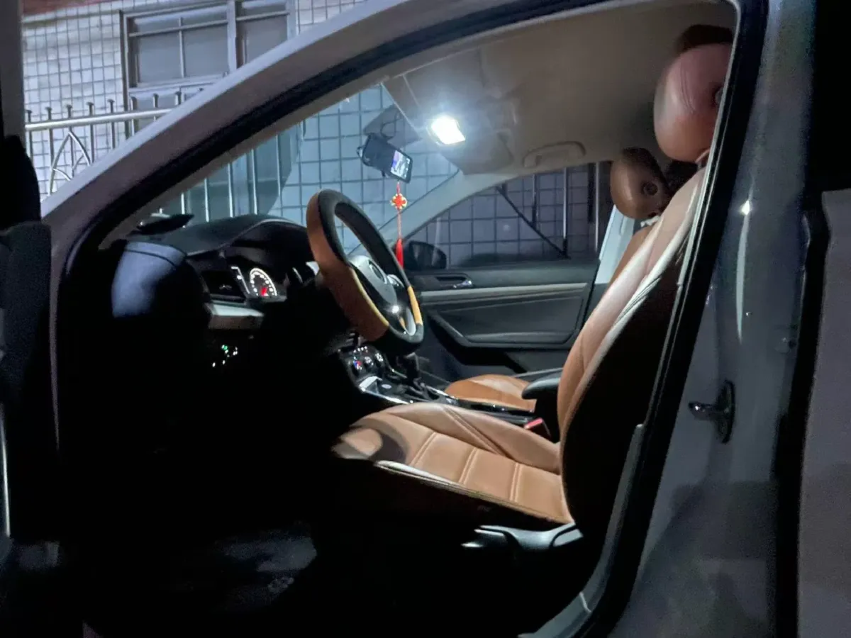 2022 BeiJing Auto X7 1.5T 188HP L4 7DCT,autocango,china used car exporter,china ev exporter,chinese used car exporter,chinese used ev exporter