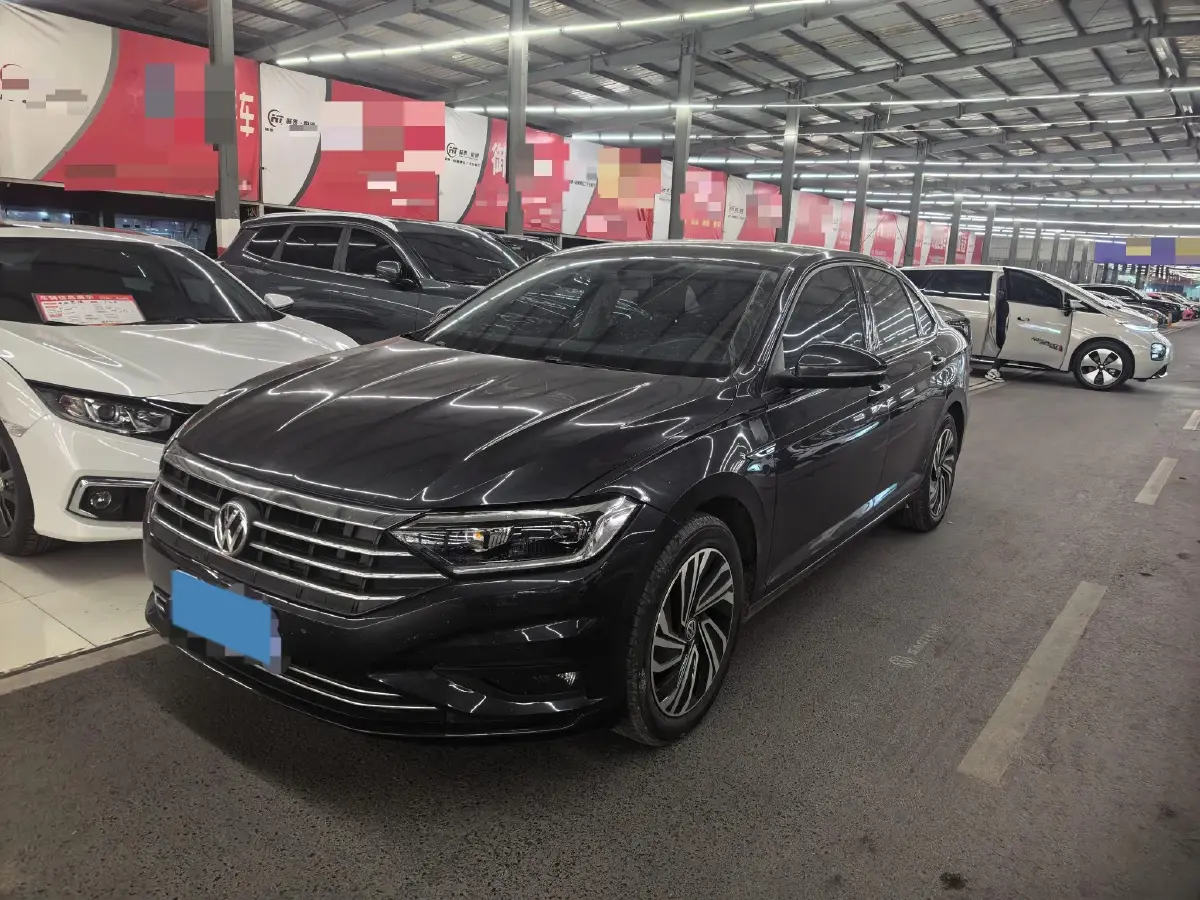 2021 Volkswagen Sagitar 1.4T 150HP L4 7DCT