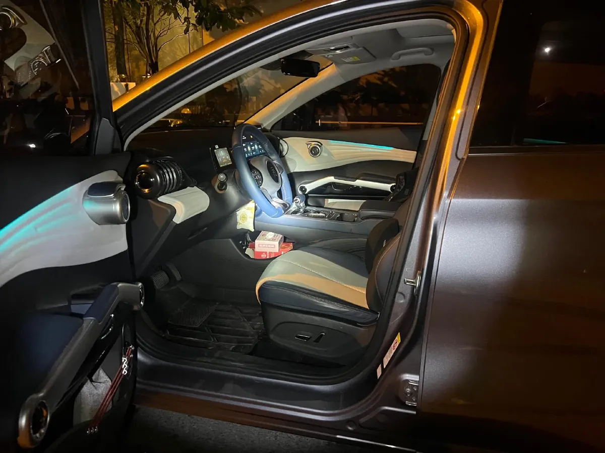 2022 Foton Grand General G7 2.0T 238HP L4 8AT,autocango,china used car exporter,china ev exporter,chinese used car exporter,chinese used ev exporter