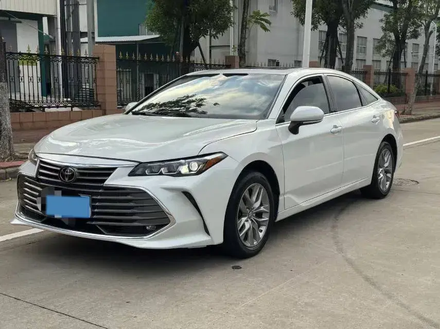 2019 Toyota Avalon 2.0L 178HP L4 CVT