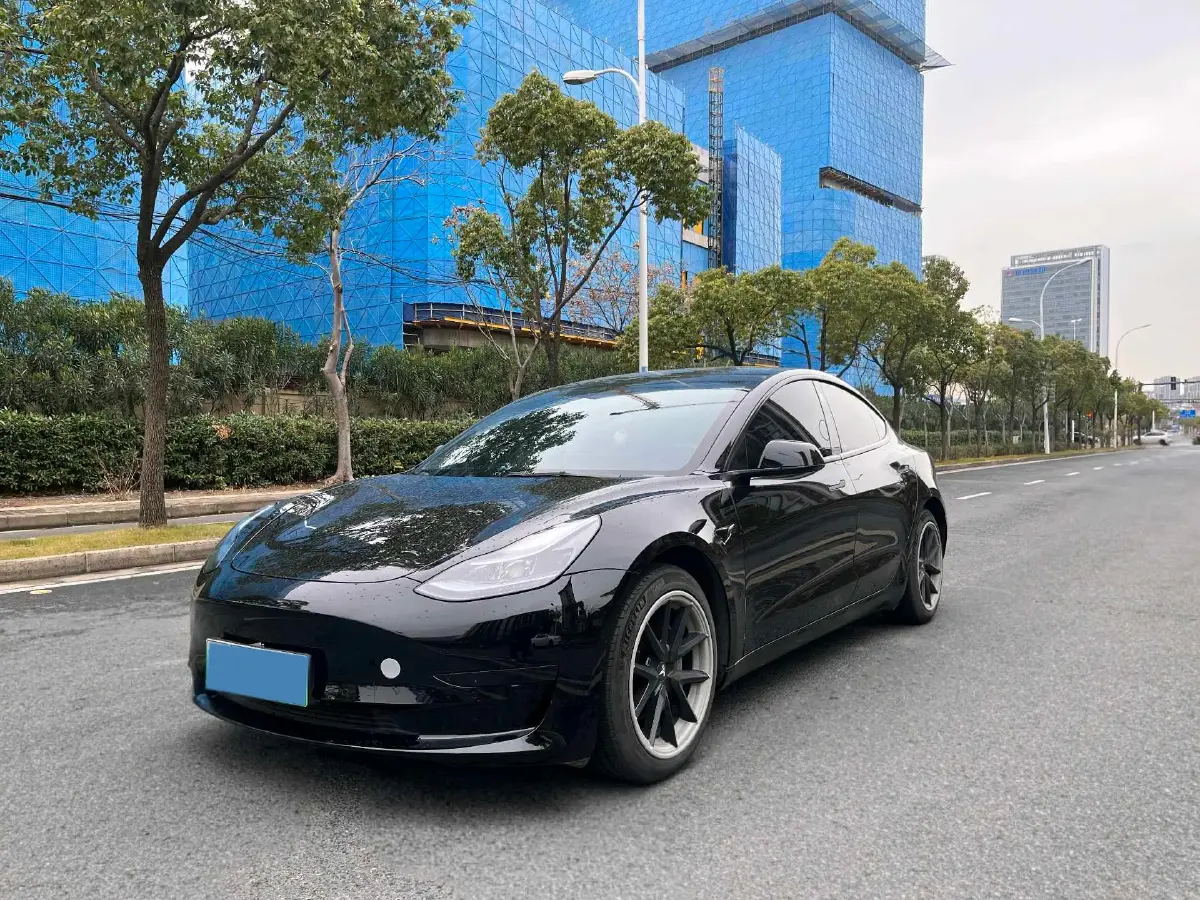 2022 Tesla Model 3 BEV 60KWH