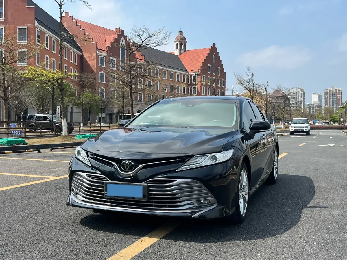 2019 Toyota Camry 2.0L 178HP L4 CVT
