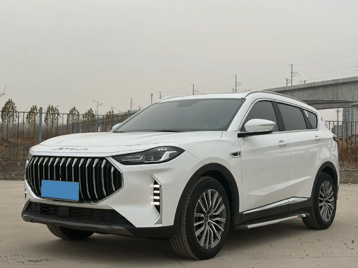 2023 Jetour X70 Plus 1.6T 197HP L4 7DCT