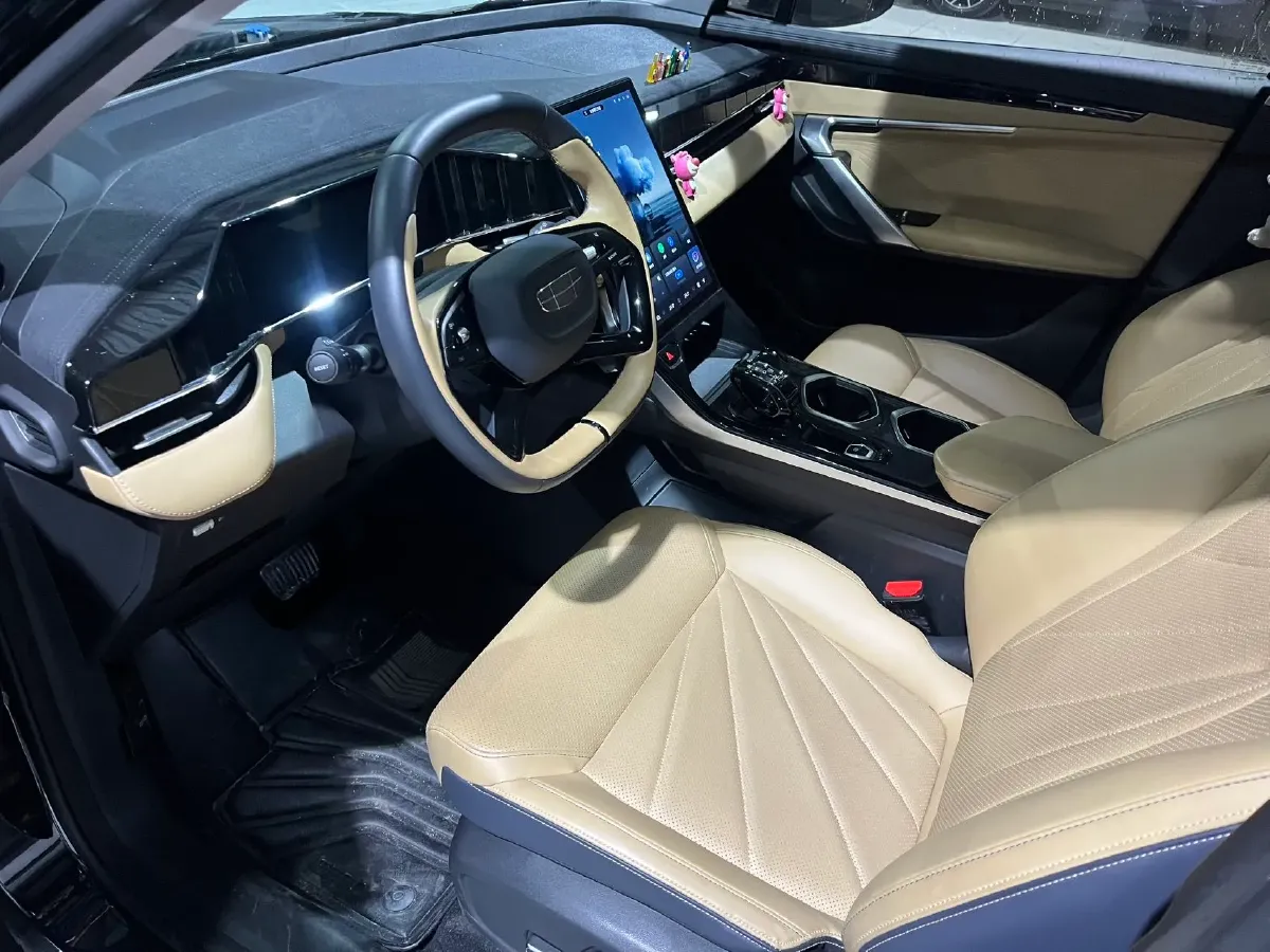 2023 Geely StarRay 1.5T 181HP L4 7DCT,autocango,china used car exporter,china ev exporter,chinese used car exporter,chinese used ev exporter