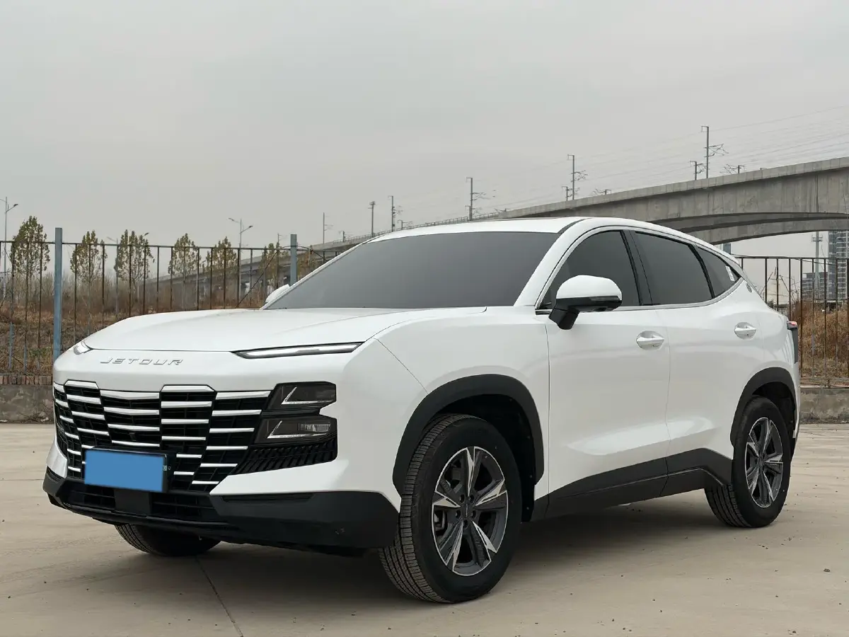 2024 Jetour DASHING 1.5T 156HP L4 6DCT