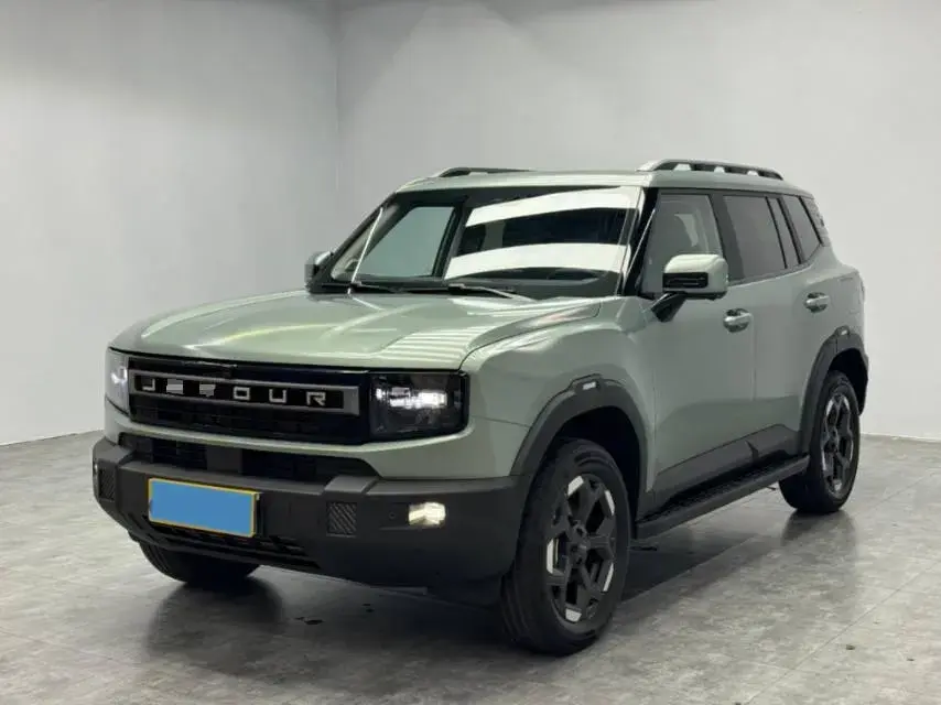 2025 Jetour Traveller 2.0T 254HP L4 7DCT