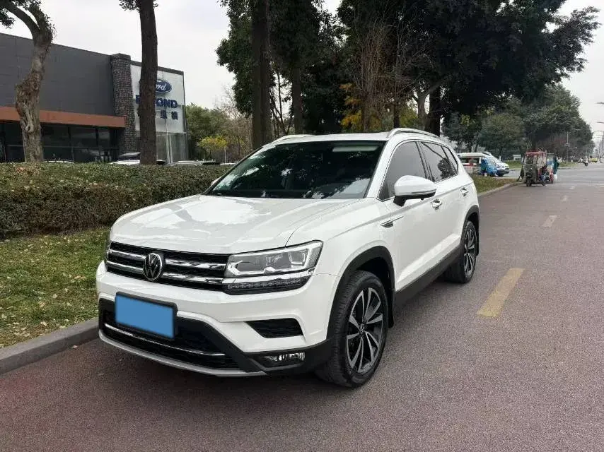 2021 Volkswagen Tharu 2.0T 186HP L4 7DCT