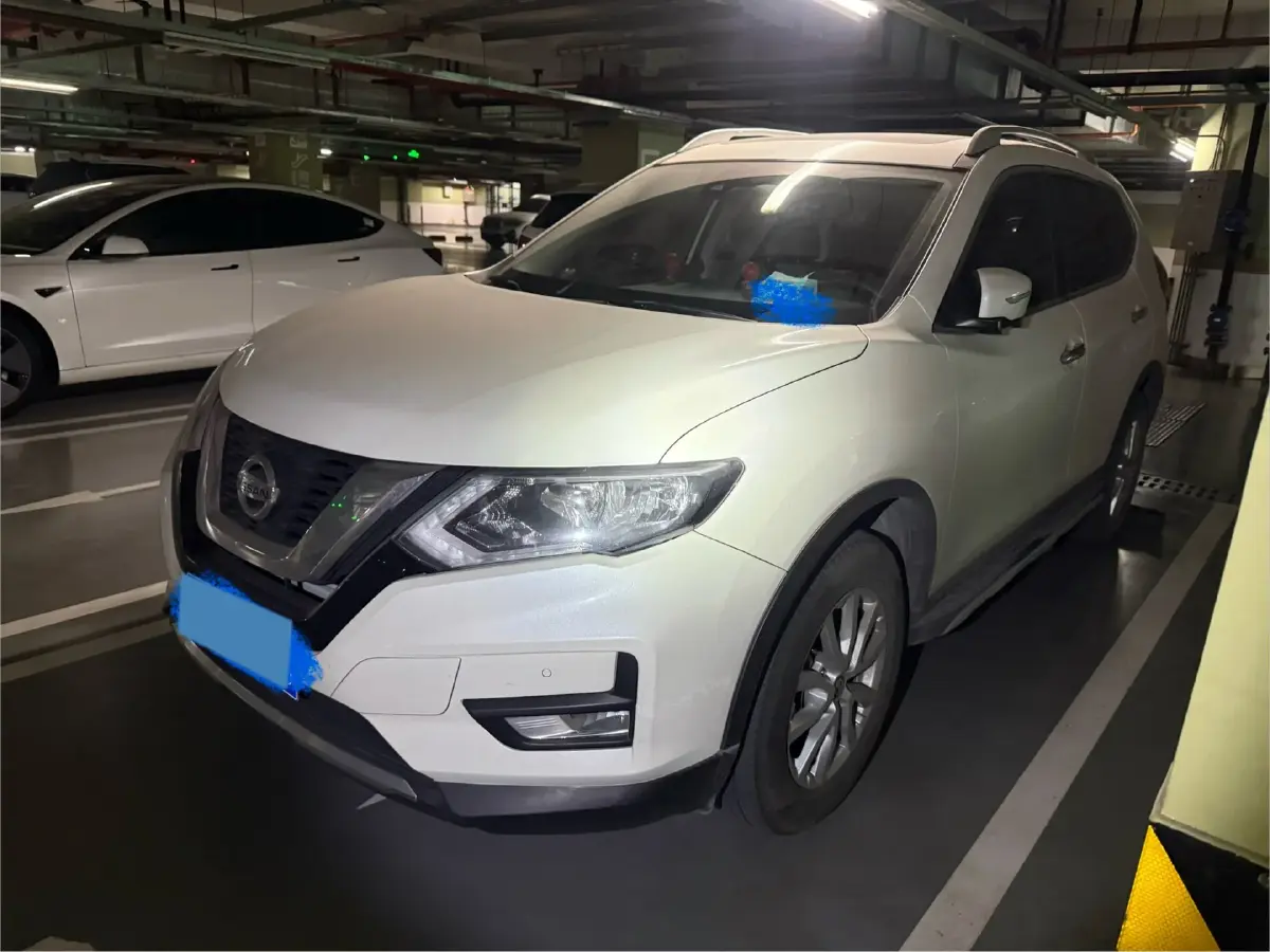 2021 Nissan X-Trail 2.0L 151HP L4 CVT