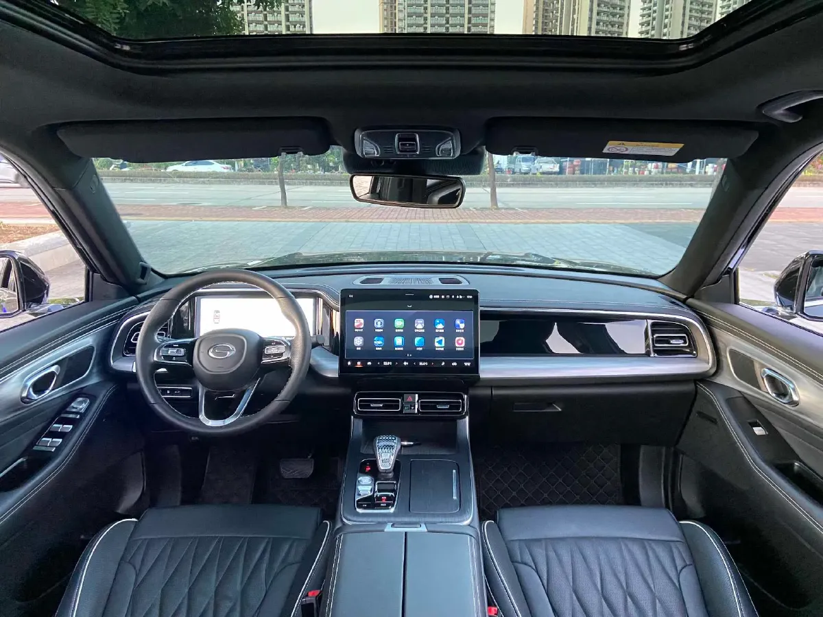 2022 GAC Trumpchi GS8 2.0T 252HP L4 8AT,autocango,china used car exporter,china ev exporter,chinese used car exporter,chinese used ev exporter