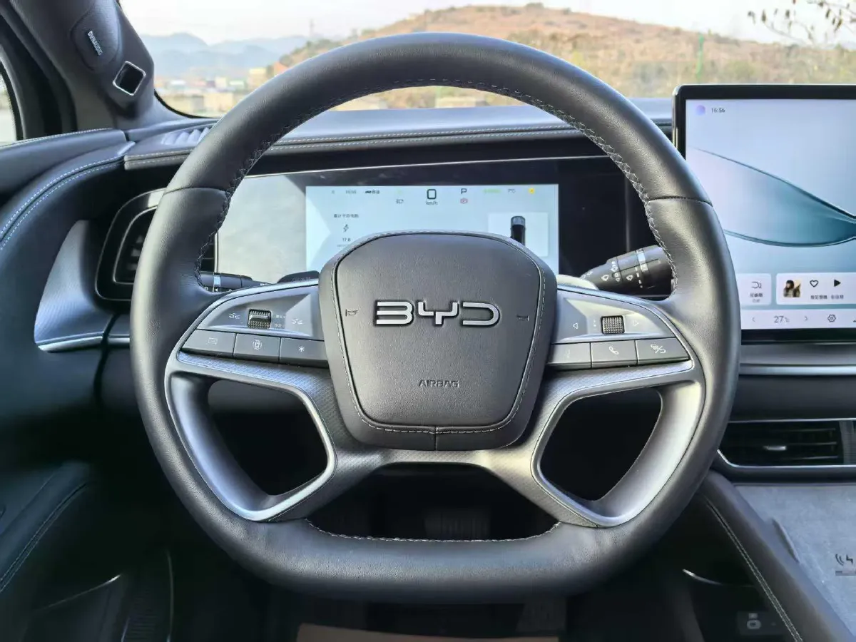 2025 BYD Sea Lion 07 BEV 80.64KWH,autocango,china used car exporter,china ev exporter,chinese used car exporter,chinese used ev exporter