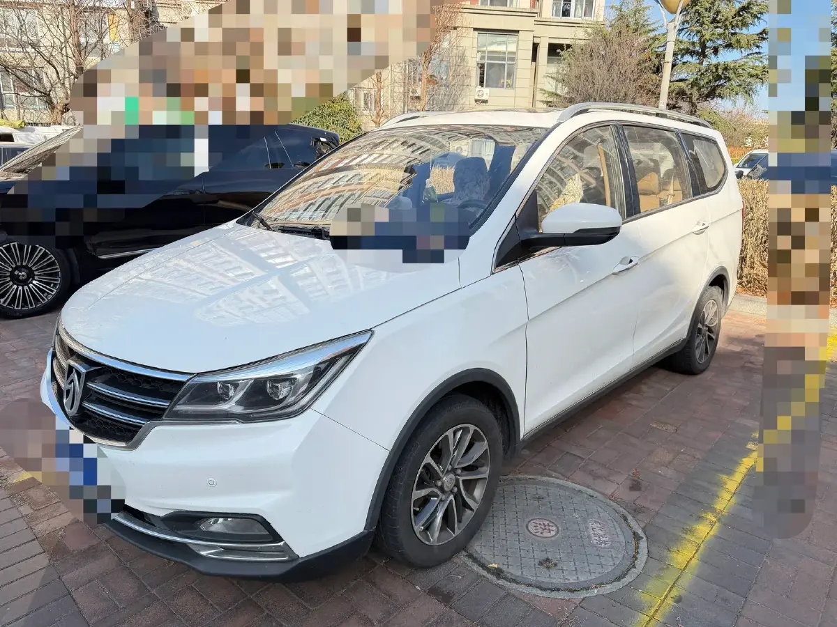 2017 BaoJun 730 1.5T 150HP L4 6MT