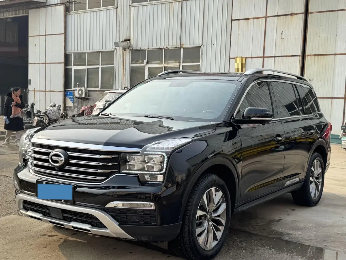 2017 GAC Trumpchi GS8 2.0T 201HP L4 6AT