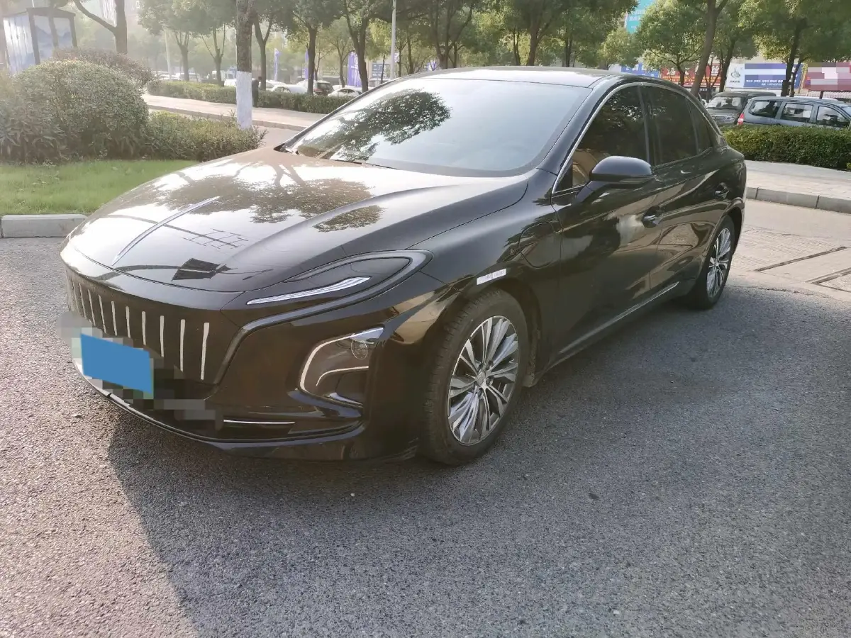 2023 HongQi E-QM5 BEV 54KWH