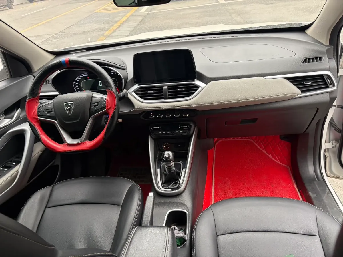 2019 BaoJun 510 1.5L 112HP L4 6MT,autocango,china used car exporter,china ev exporter,chinese used car exporter,chinese used ev exporter