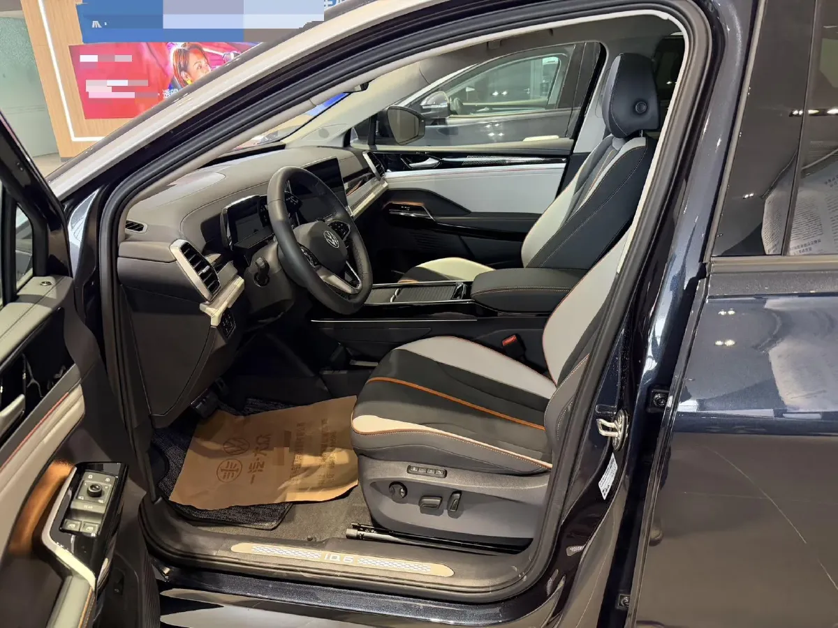 2022 ARCFOX αT BEV 94.5KWH,autocango,china used car exporter,china ev exporter,chinese used car exporter,chinese used ev exporter