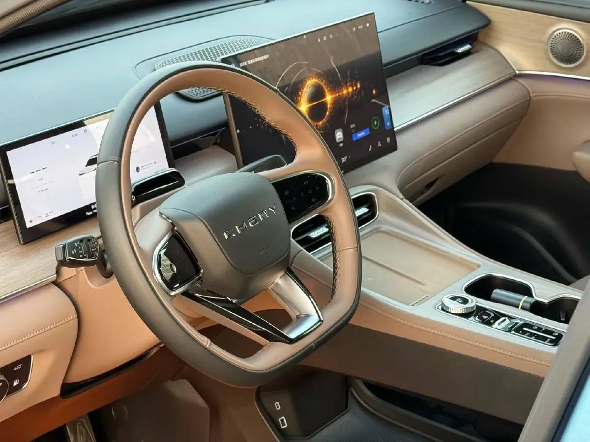 2025 Chery Tiggo8 PLUS C-DM 1.5T 156HP L4 1DHT PHEV,autocango,china used car exporter,china ev exporter,chinese used car exporter,chinese used ev exporter