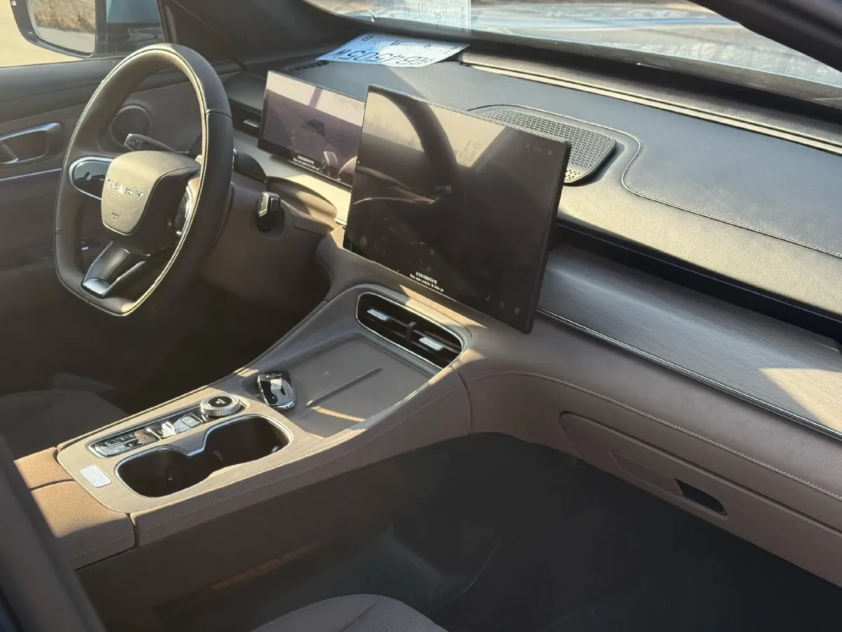 2025 Chery Tiggo8 PLUS C-DM 1.5T 156HP L4 1DHT PHEV,autocango,china used car exporter,china ev exporter,chinese used car exporter,chinese used ev exporter