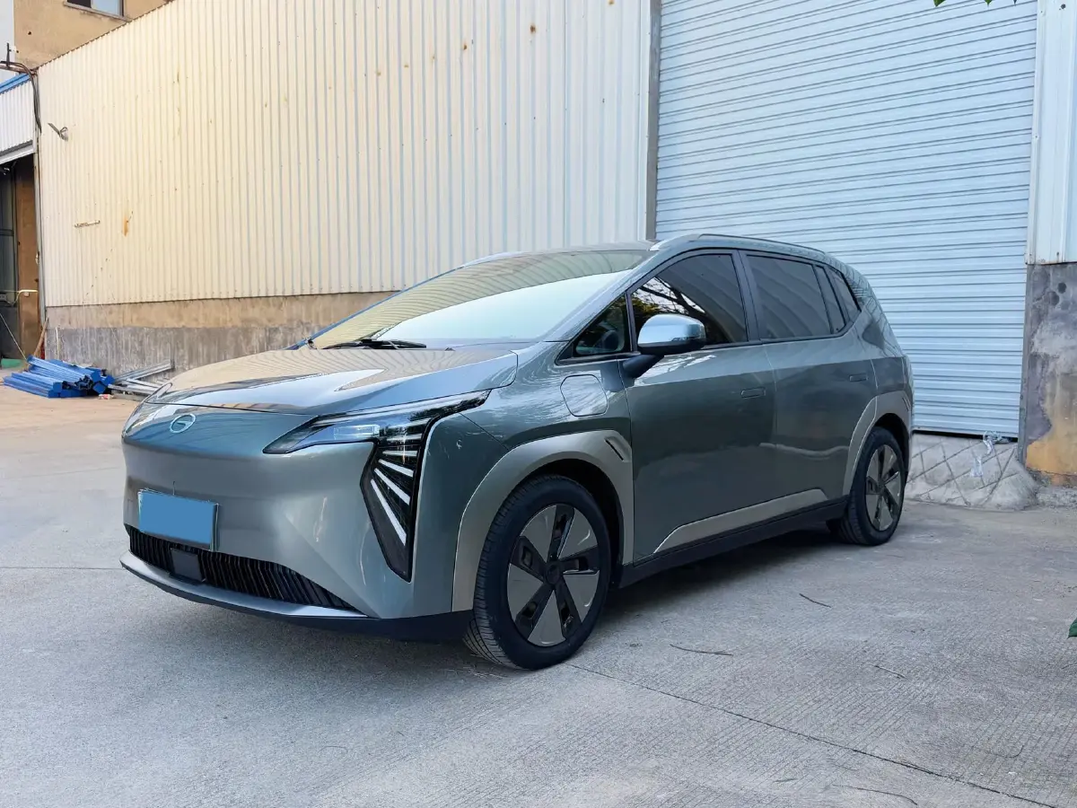 2023 Aion Y BEV 61.7KWH