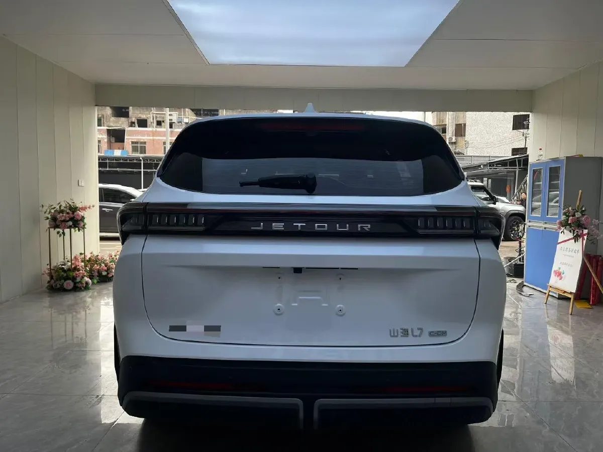 2024 Jetour X90 PRO 1.6T 197HP L4 7DCT,autocango,china used car exporter,china ev exporter,chinese used car exporter,chinese used ev exporter